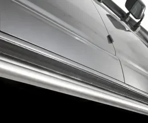 Rockslide for LWB vehicles