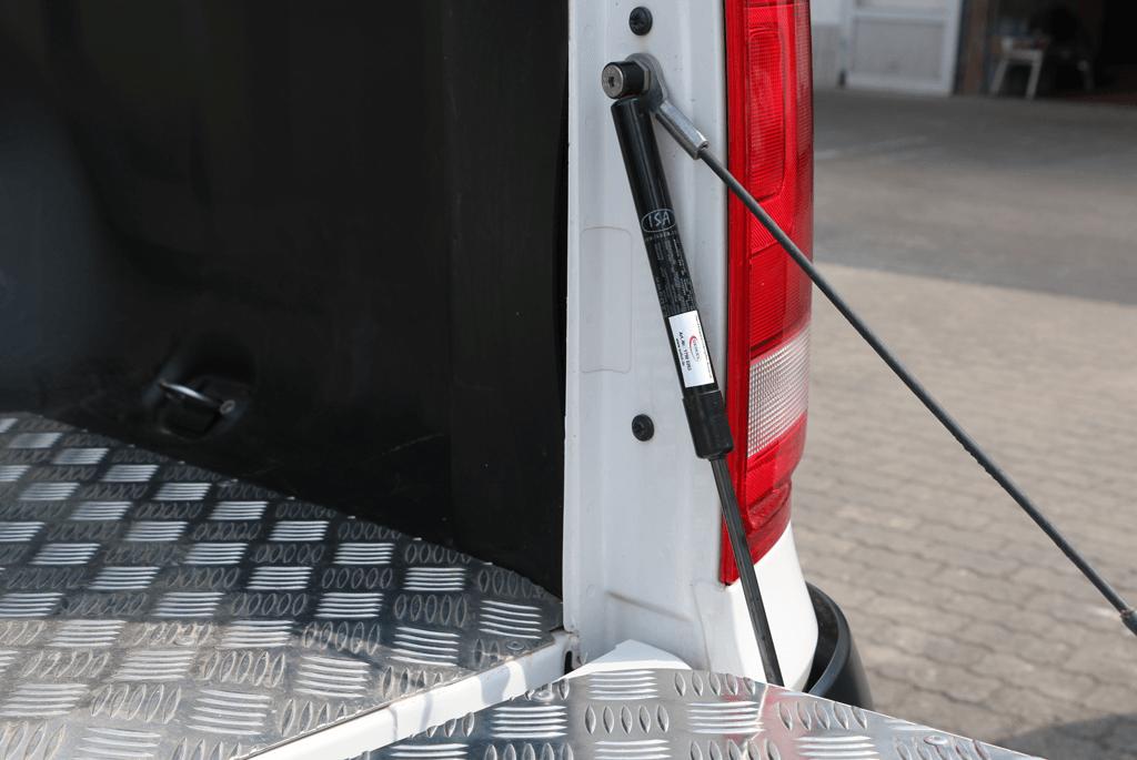 Easy-Down tailgate damper for Amarok